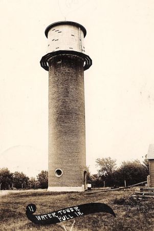 IA_standpipe_hull-IA_postmarked-1914_hippostcard